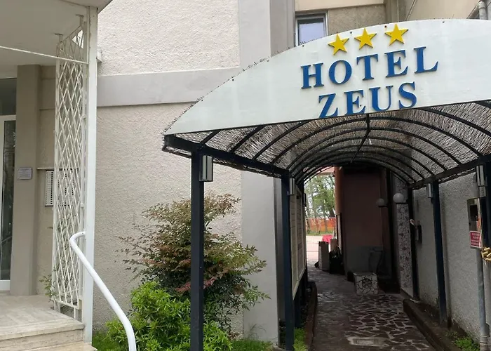 Zeus 3*