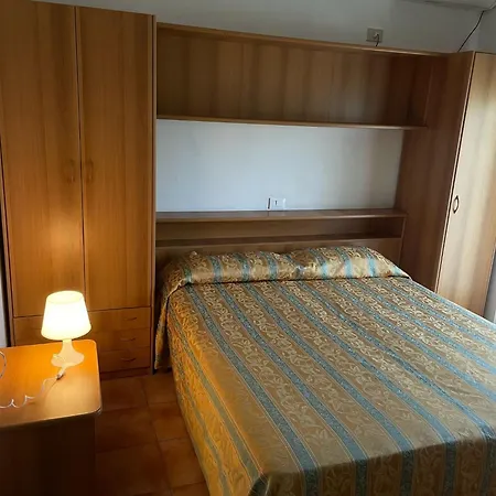 Otel Zeus 3*
