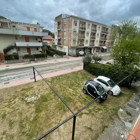 Zeus 호텔 리도 디 클라세